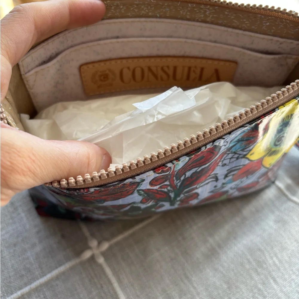 Consuela Sawyer Midtown Crossbody. NWT!! - Picture 4 of 8